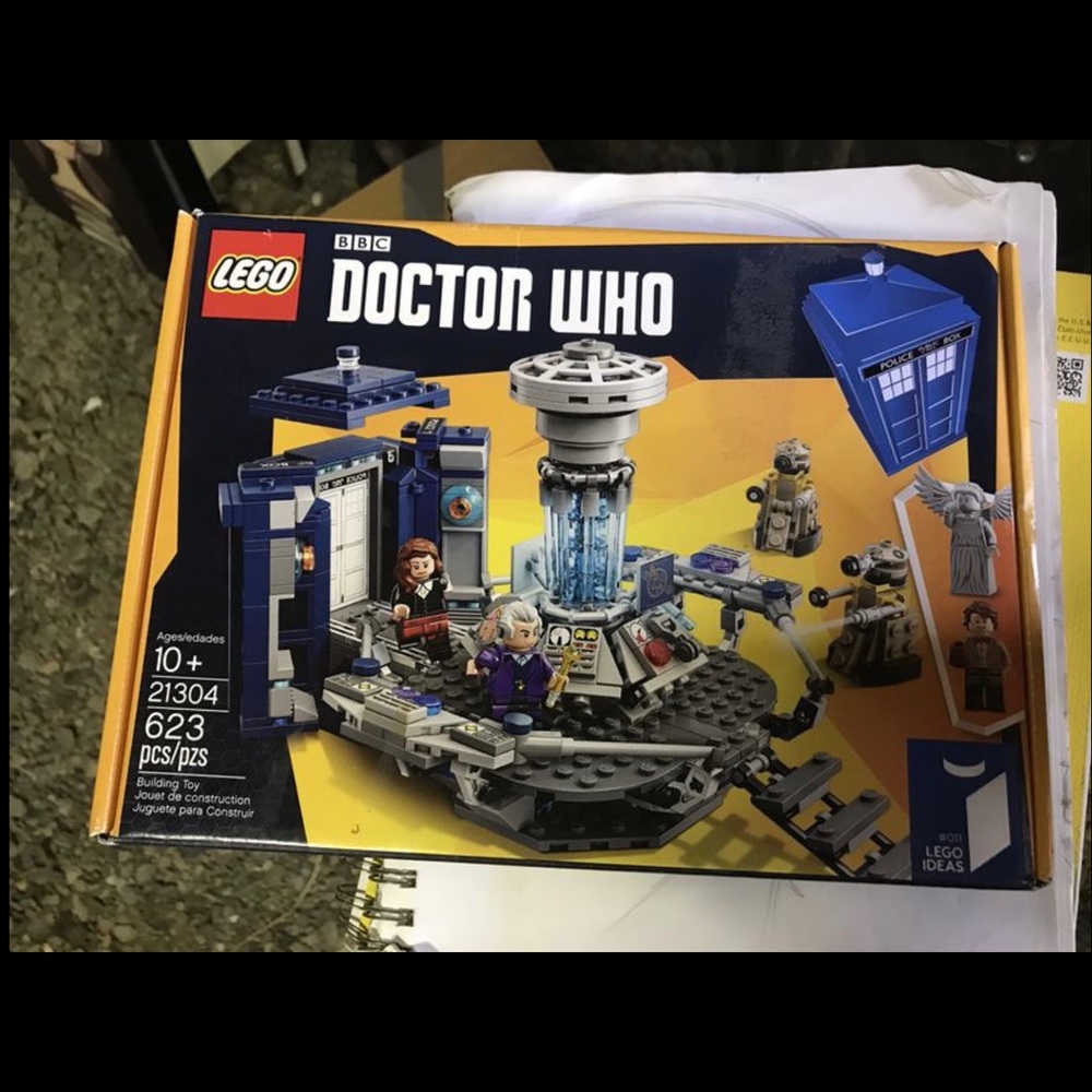 LEGO Dr Who set, New!! Hard to find!